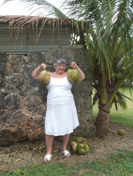 poire en forme de mature des nus parfaits archive