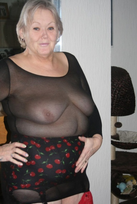 gros seins mamie milf xxx érotique collection