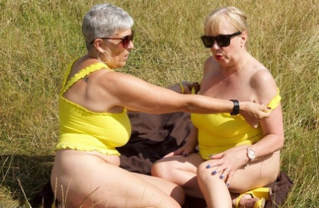 séduction mature lesbienne art sympa images