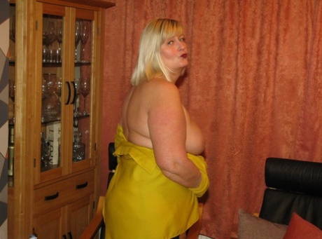 blonde potelée mature meilleur exclusif images