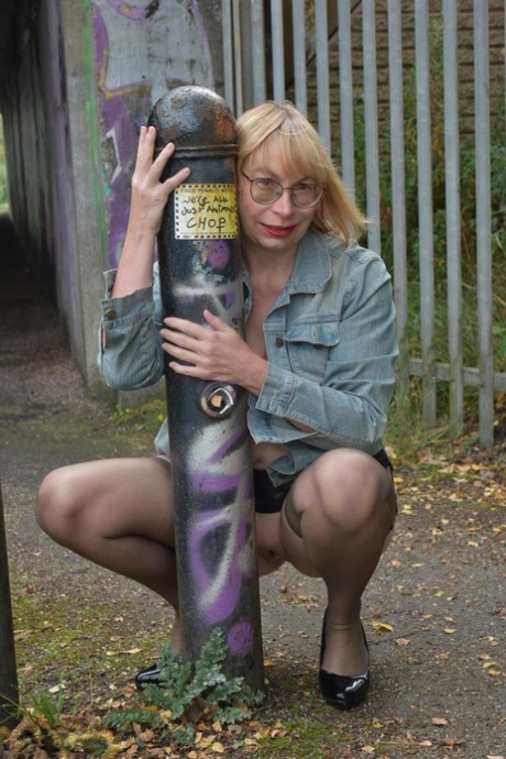 vieille femme asiatique baise meilleur exclusif img