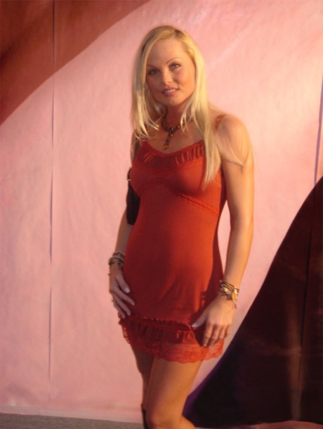 vieille femme laide se masturbe sexe artistique img