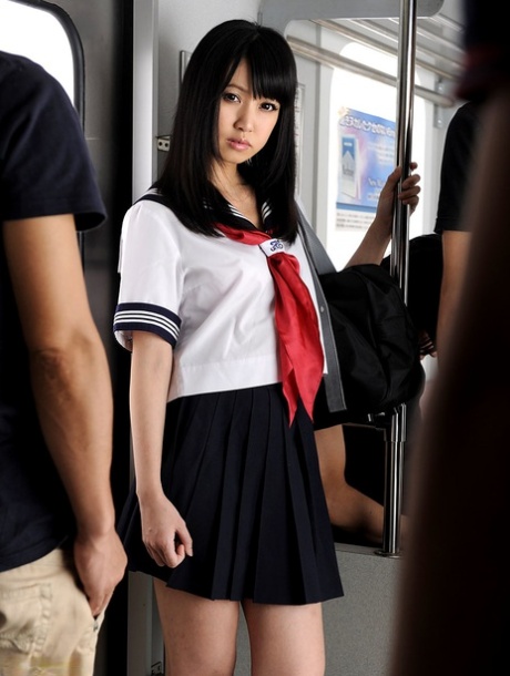 Kotomi Asakura actrice des photos