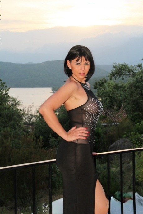 vieillards orgie de jeunes femmes belle sexy image