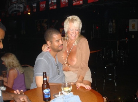 femme plus âgée me laisse baiser parfait photos
