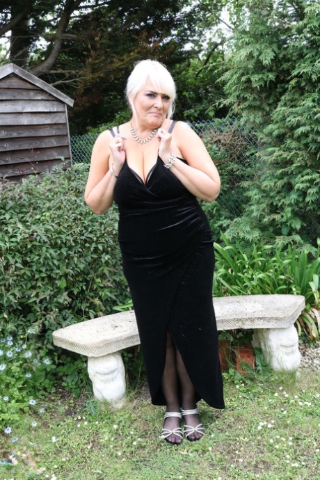 naturistes matures jolie xxx photo